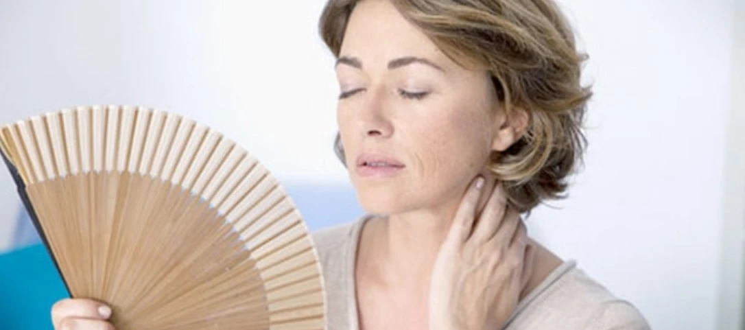Perimenopoz-Sırasında-Seks-Hayatınızı-Geliştirmek-İçin-5-İpucu